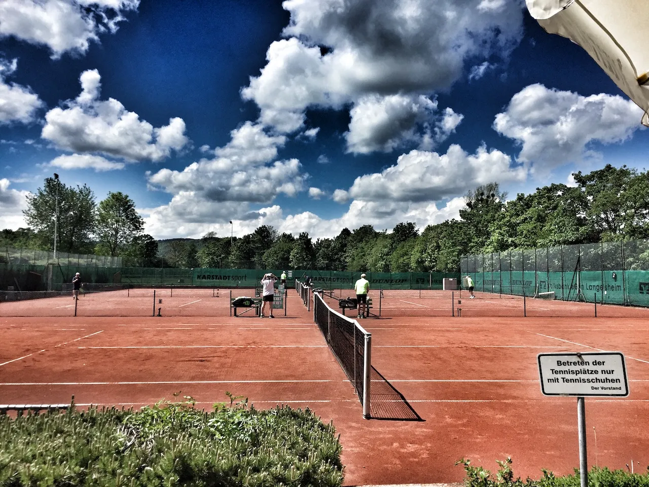 MTV Astfeld - Sportverein - Leute spielen Fußball